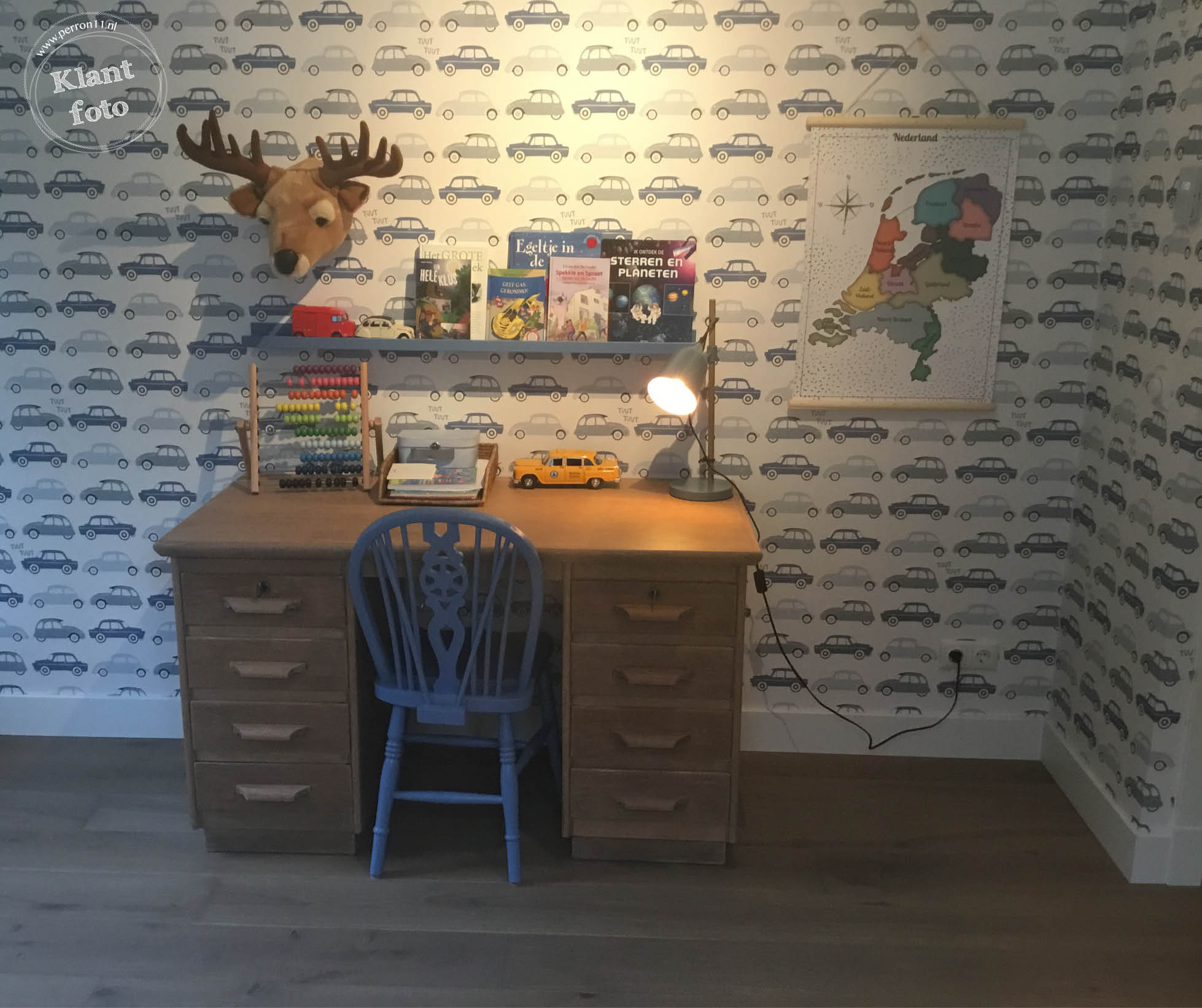 Behang auto blauw Perron 11 klantfoto