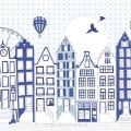 Behang, kinderbehang met stadssilhouet en luchtballonnen.