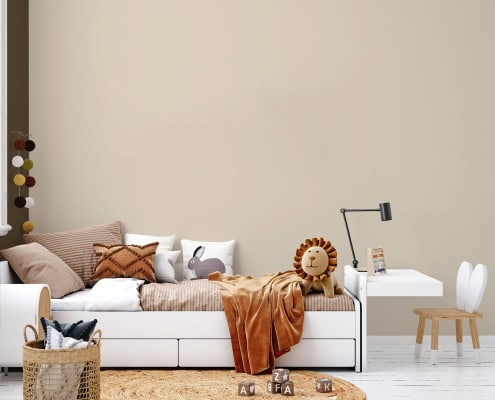 Behang, kinderbehang met neutrale kleuren en speelse details.