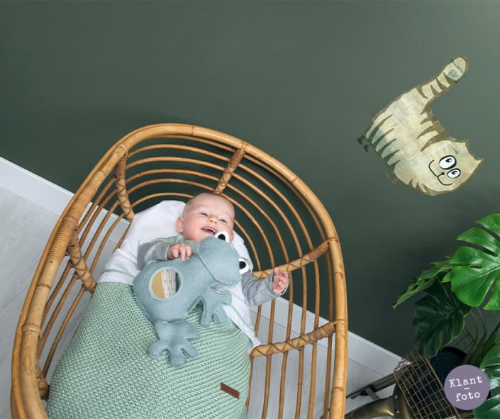 Kinderkamer decor met muurstickers Behang, kinderbehang met muursticker van kat.