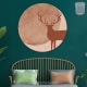 Behang met hert en maan, kinderbehang, roestkleur, muurdecoratie.