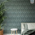 Behang, kinderbehang met blauw en goud patroon.