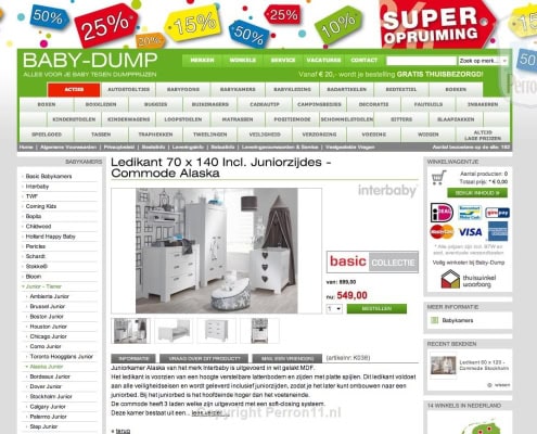 Behang, kinderbehang met dieren en boom voor kinderkamer.