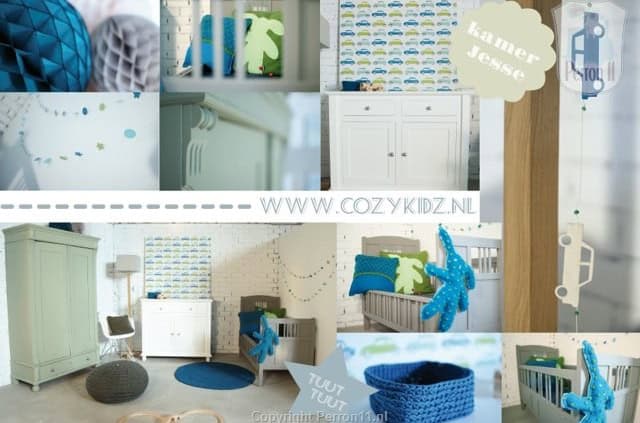 Behang en kinderbehang met blauwe en groene details, geschikt voor kinderkamers.