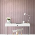 Behang, kinderbehang met subtiele roze strepen.