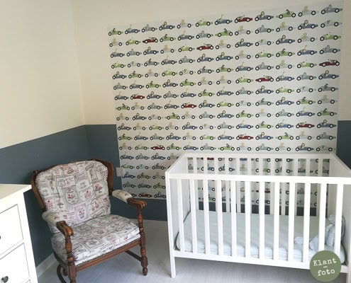 Behang met auto's, kinderbehang voor kinderkamer.