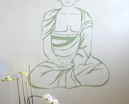 Behang, kinderbehang met boeddha-illustratie.