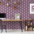 Behang, kinderbehang met bloemenpatroon in paars en groen.