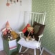 Behang, kinderbehang met groene patroon in kinderkamer.
