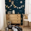 Kinderbehang met ruimtevaartthema voor de kinderkamer.
