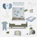 Behang en kinderbehang met walvis en zeeleven details.