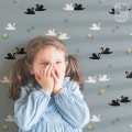 Behang met zwanen, kinderbehang voor kinderkamer.